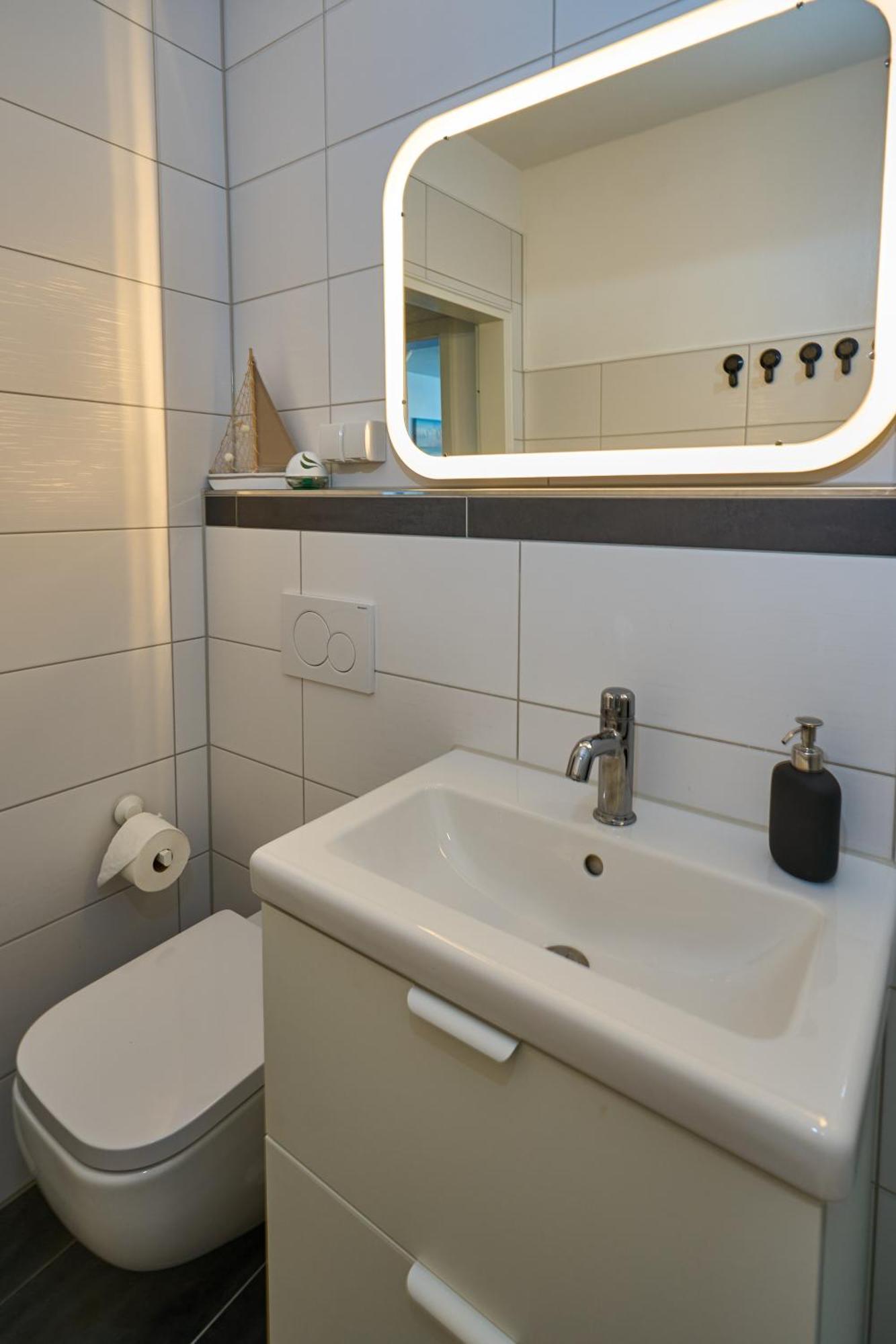 Frische Brise Ferienwohnung Mit Meerblick Cuxhaven Ngoại thất bức ảnh